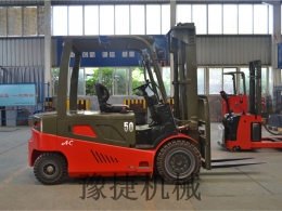 中国叉车和高空作业网投在线平台(中国)官方网站
租赁市场蓄势待发